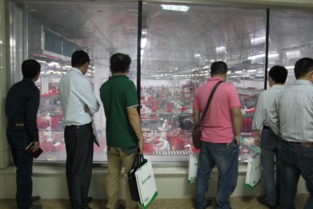 临沂知名媒体走进工厂 见证金锣品质管控实力